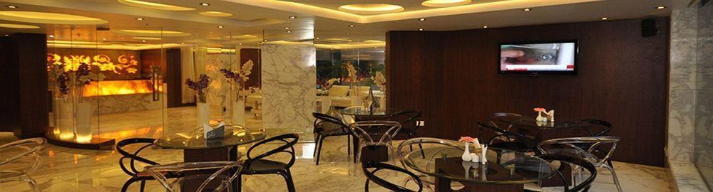 Kempton Hotel Kolkata Luaran gambar