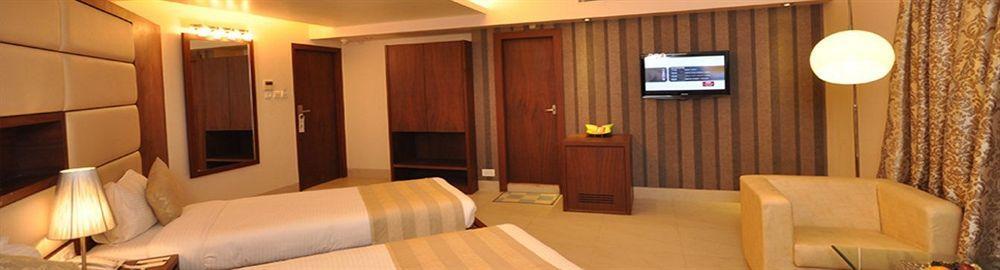 Kempton Hotel Kolkata Luaran gambar