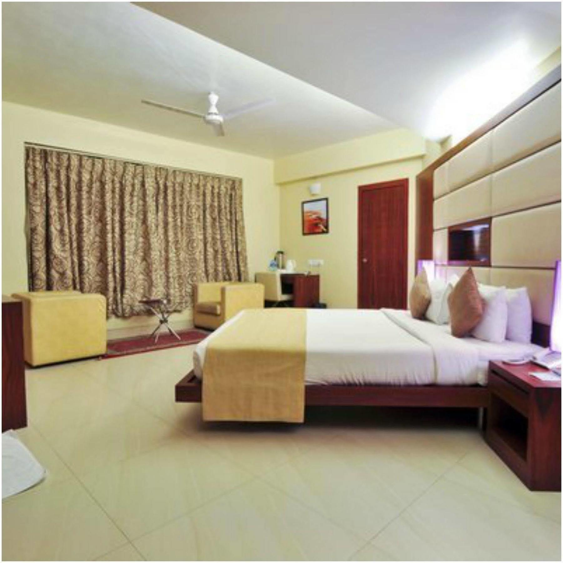 Kempton Hotel Kolkata Luaran gambar