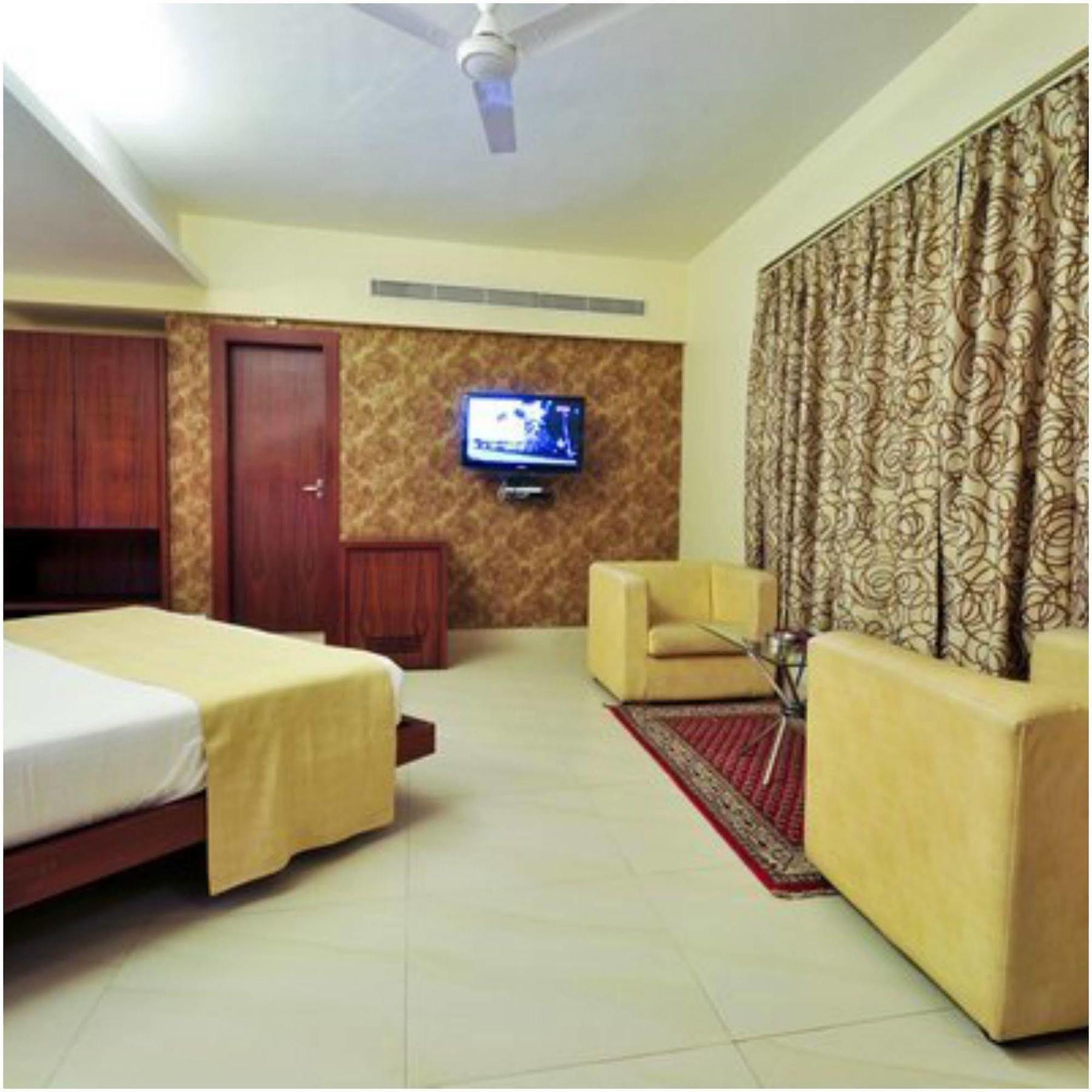 Kempton Hotel Kolkata Luaran gambar