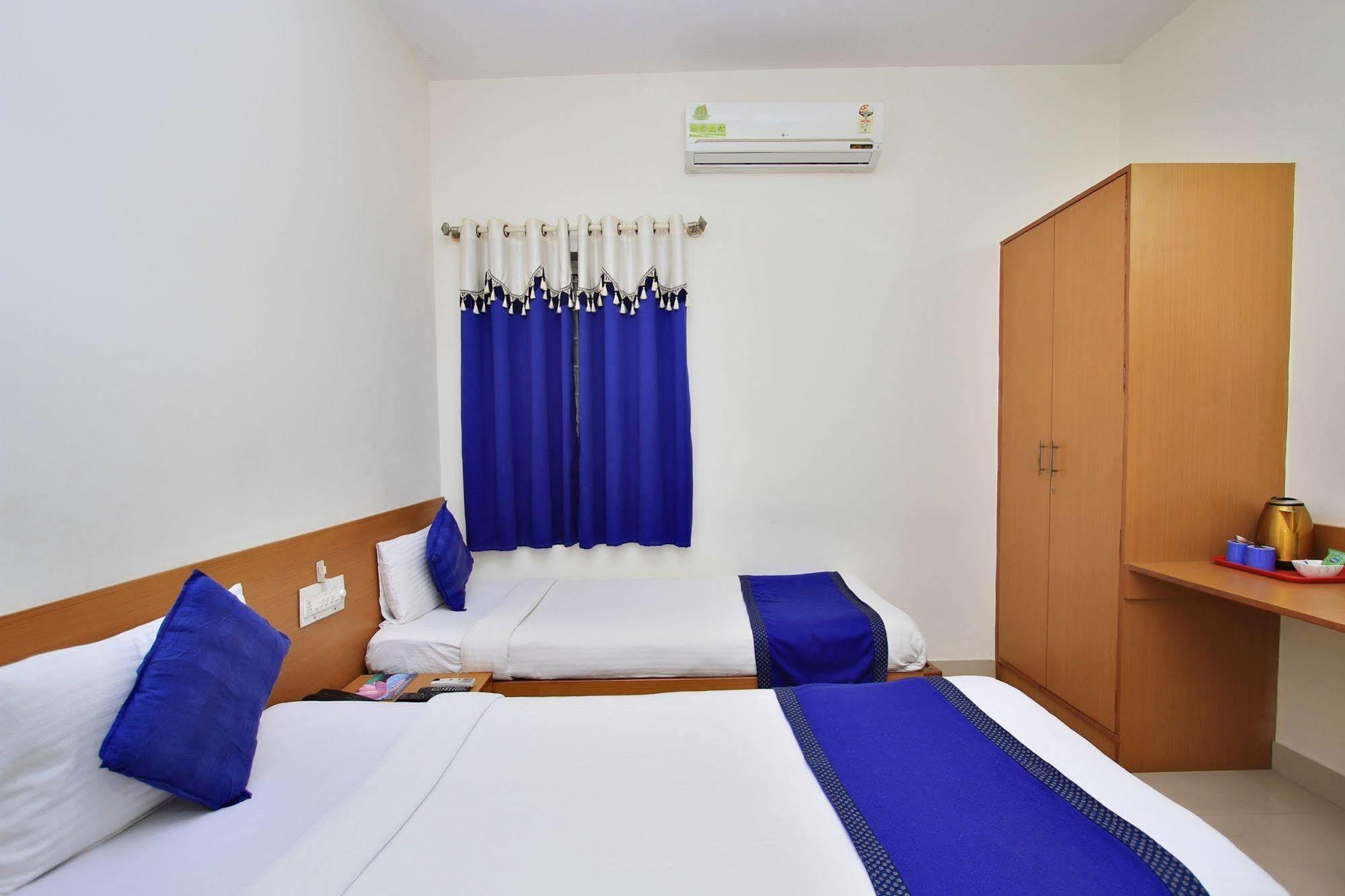 Kempton Hotel Kolkata Luaran gambar